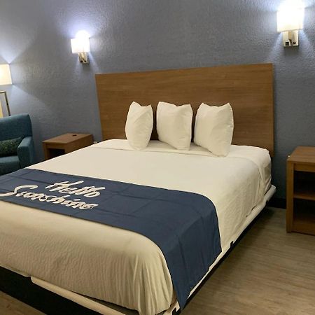Days Inn By Wyndham Apopka/Orlando Екстер'єр фото