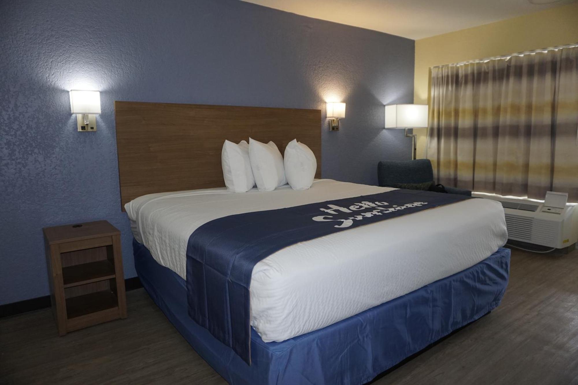 Days Inn By Wyndham Apopka/Orlando Екстер'єр фото