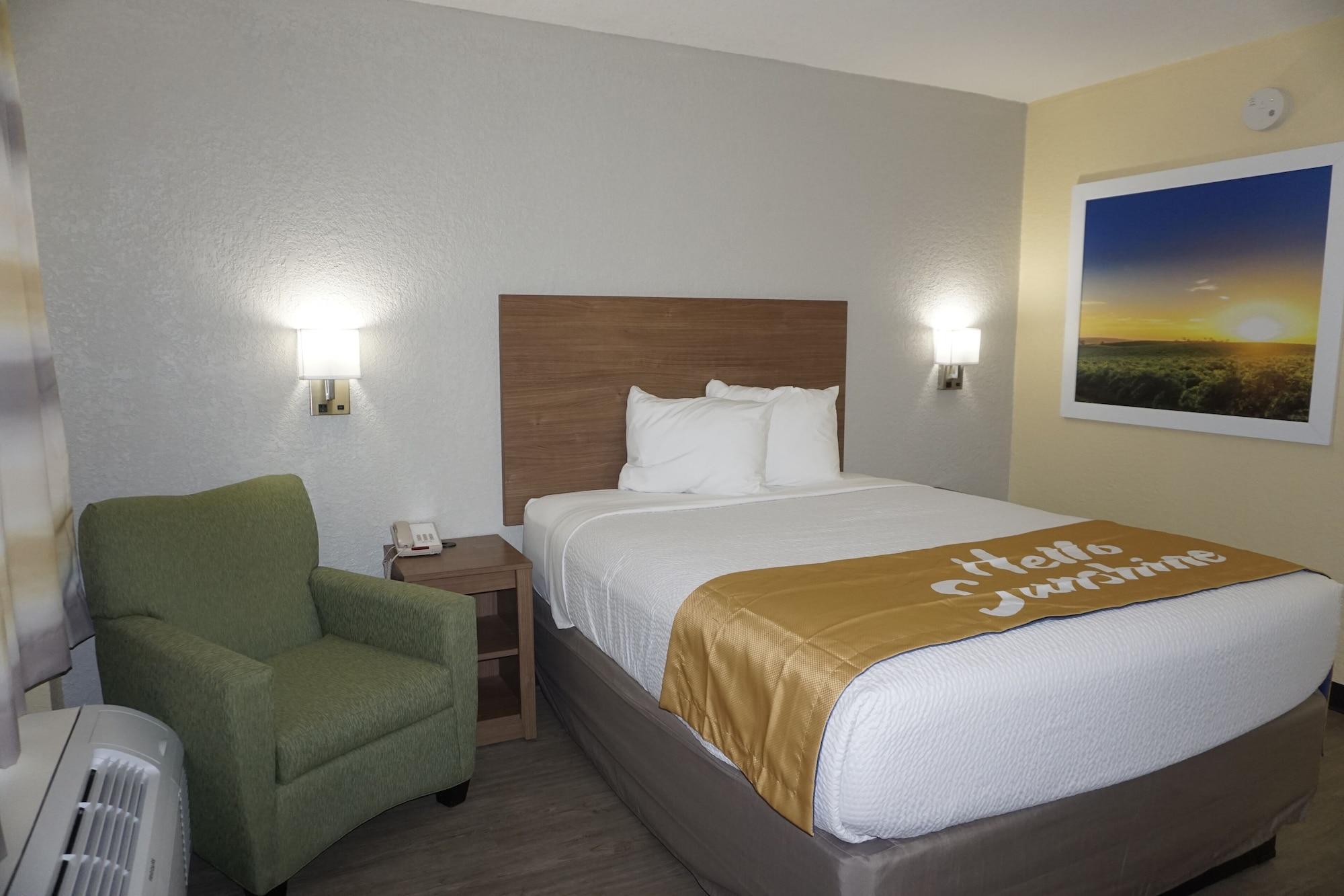 Days Inn By Wyndham Apopka/Orlando Екстер'єр фото