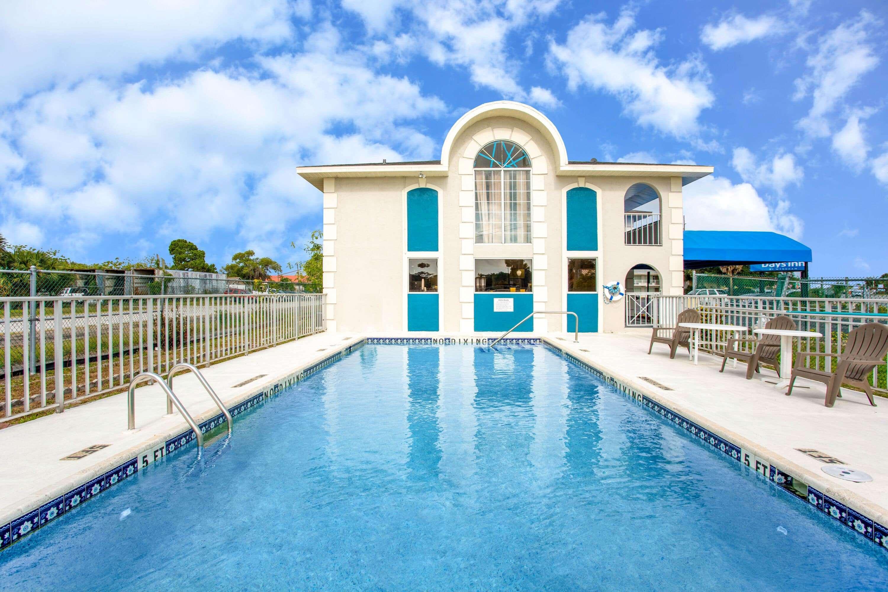 Days Inn By Wyndham Apopka/Orlando Екстер'єр фото