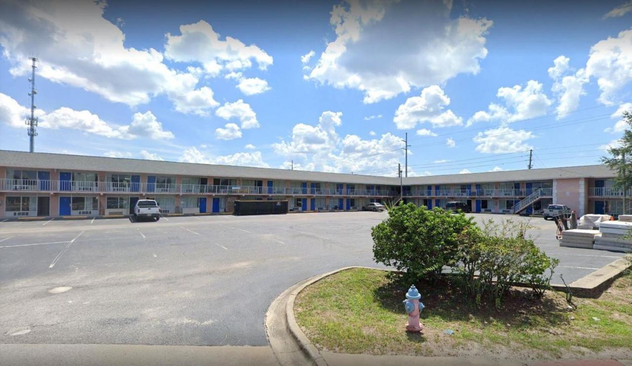 Days Inn By Wyndham Apopka/Orlando Екстер'єр фото